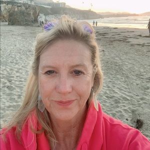 Meet your Posher, Pam